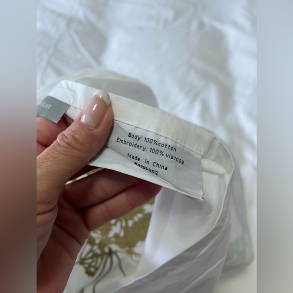 Margaret Muir | (1) King Sham | White Embroidered Pillow | EUC - Picture 7 of 10